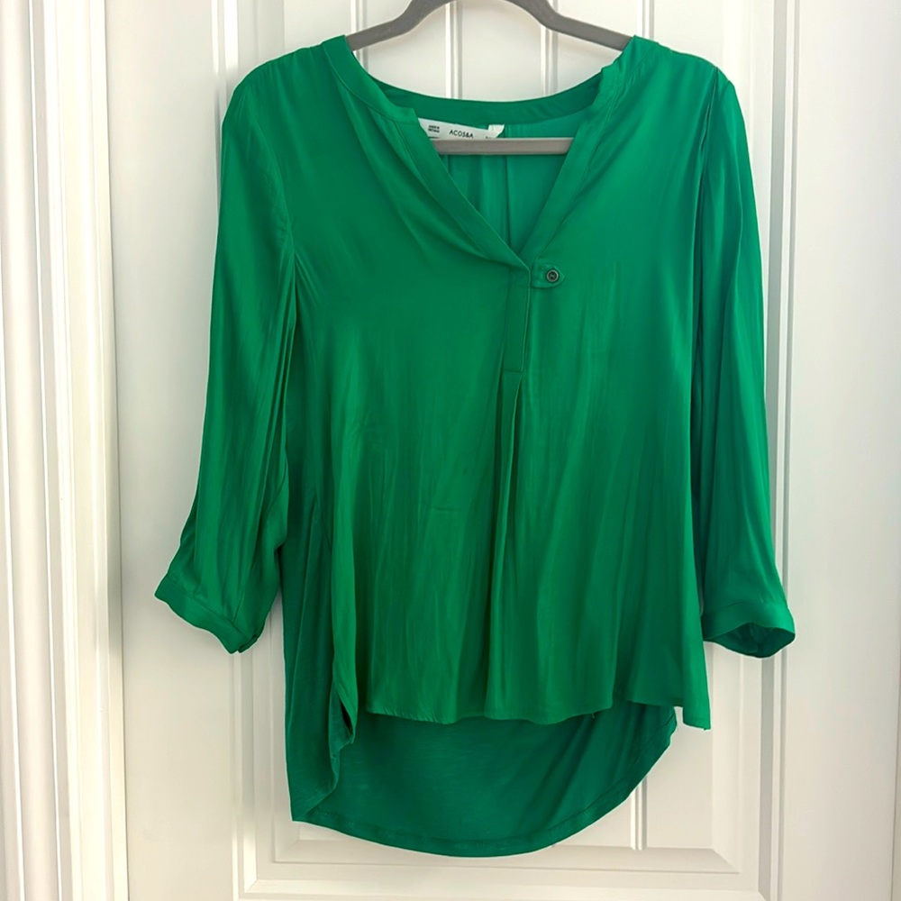 Green Flowy Blouse